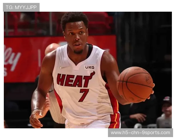 热火队训练营首次公开女性教练临场带队，热火教练组