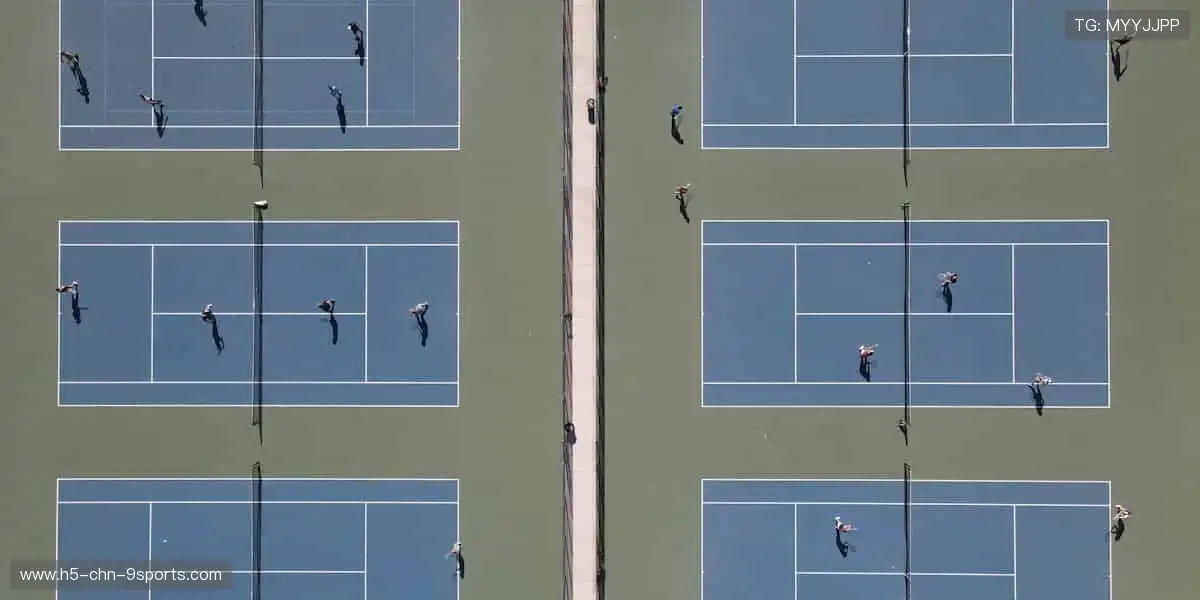 🎯 独家周边,把热爱穿在身上,刻进生活!✨